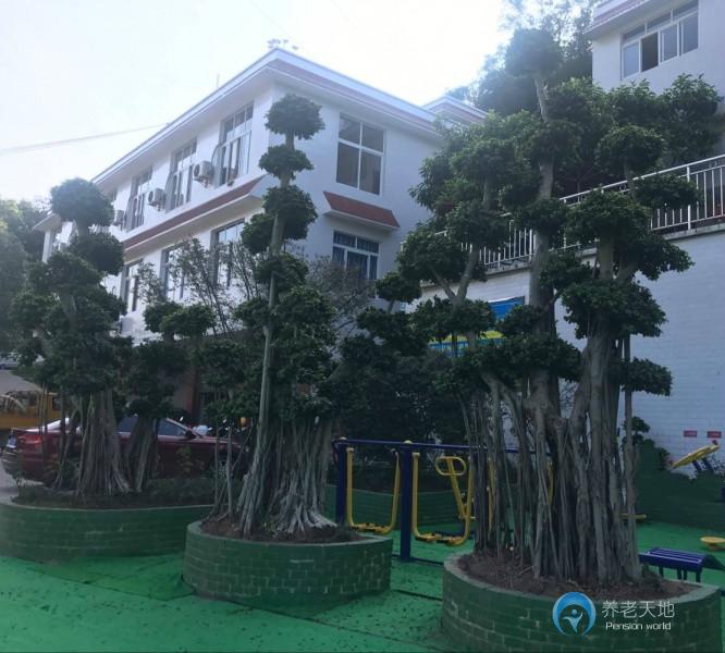 宜賓市鳳凰湖康樂養老所