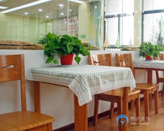 蕪湖市福齡金太陽長者照護(hù)中心（養(yǎng)老院）