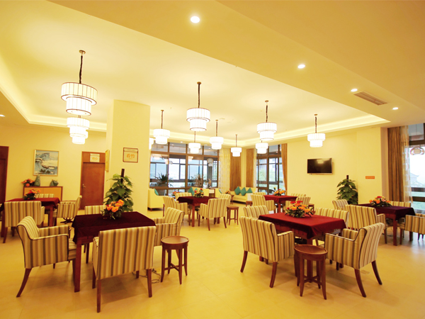康嘉逸居·峨嵋園康養酒店
