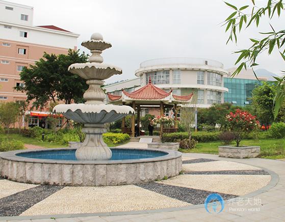 龍巖市同心圓護(hù)理院(龍巖市社會(huì)福利中心) 龍巖市同心圓護(hù)理院(龍巖市社會(huì)福利中心)