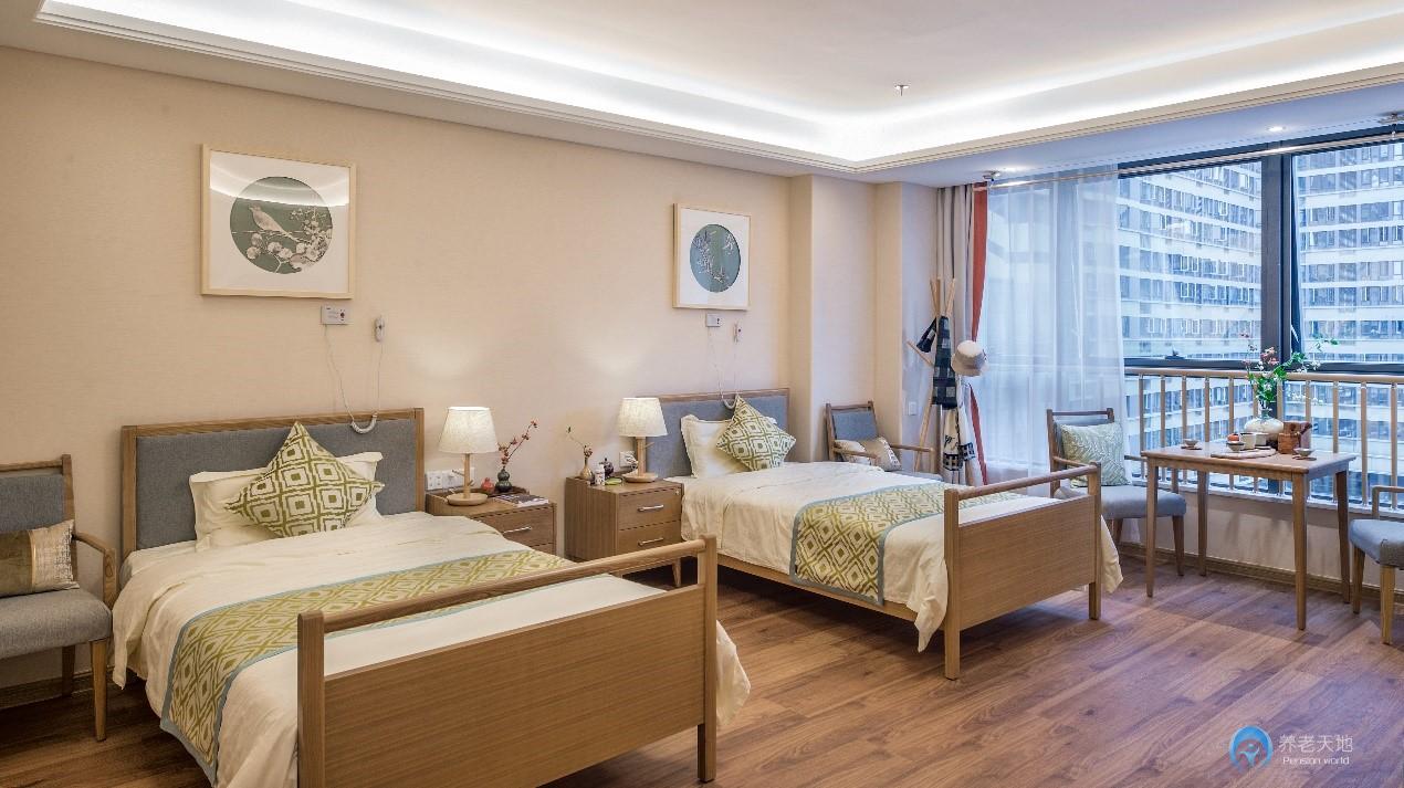 龍湖椿山萬樹重慶新壹城頤年公寓