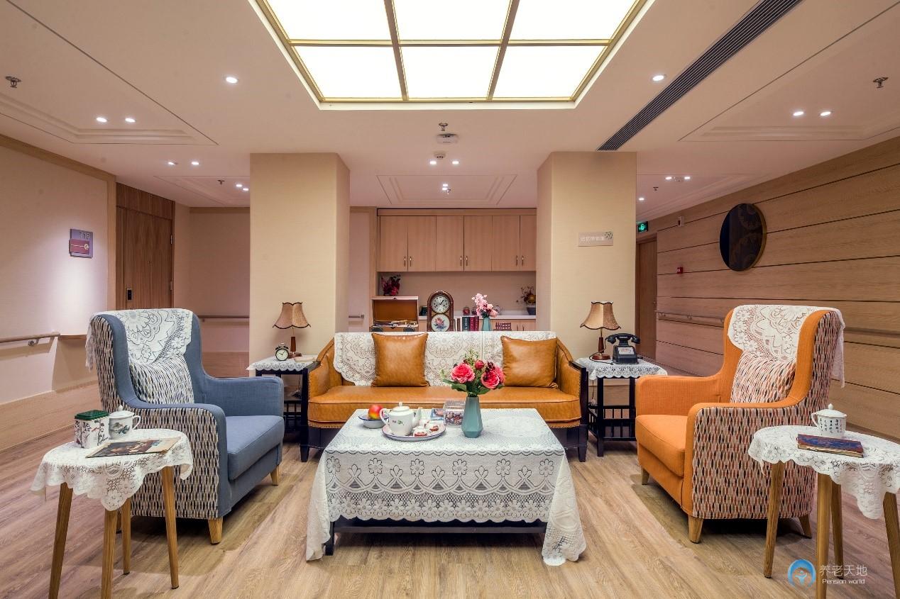 龍湖椿山萬樹重慶新壹城頤年公寓