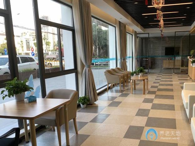 朗詩(shī)常青藤上海滬南路站 朗詩(shī)常青藤上海滬南路站